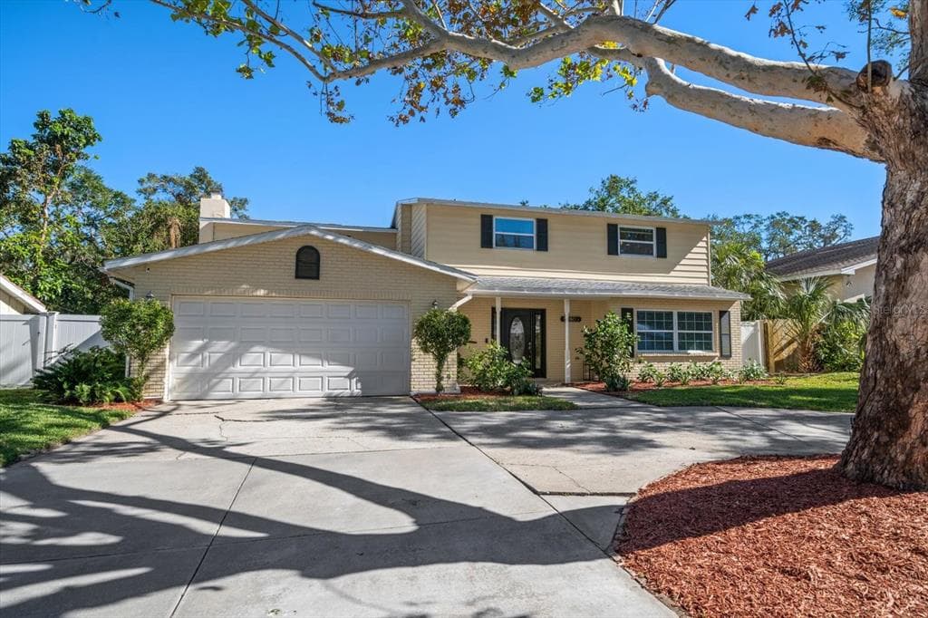 12805 MIA CIRCLE LARGO, FL 33774