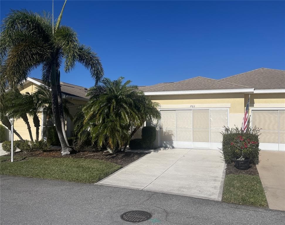 703 TREMONT GREENS LANE UNIT 32 SUN CITY CENTER, FL 33573