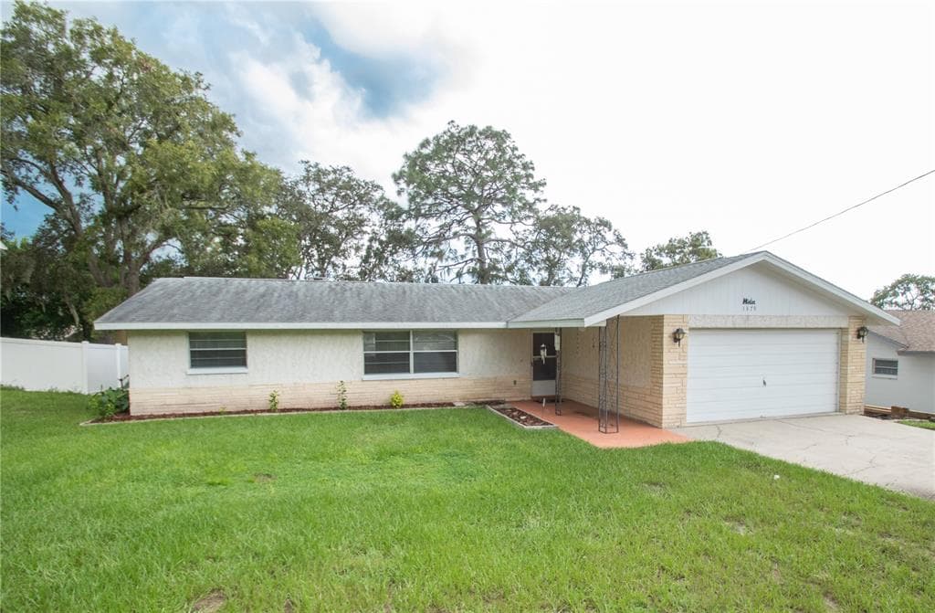 1379 NEWHOPE ROAD SPRING HILL, FL 34606