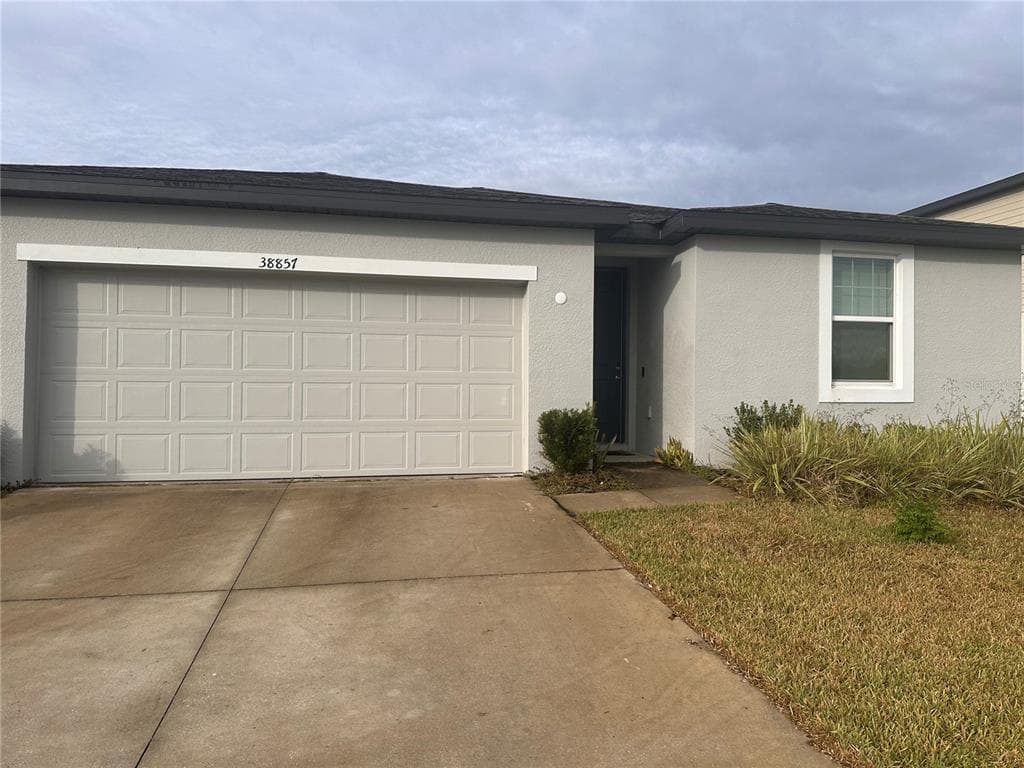 38857 HARLOW ROSE DRIVE ZEPHYRHILLS, FL 33540