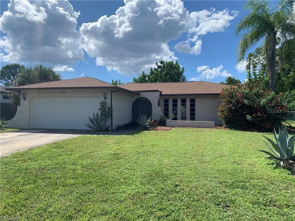 3926 PALM TREE BOULEVARD CAPE CORAL, FL 33904