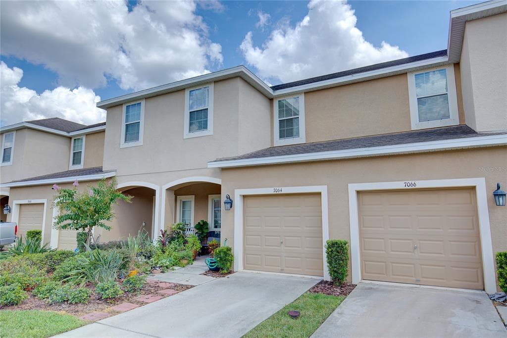 7064 TOWNE LAKE ROAD RIVERVIEW, FL 33578