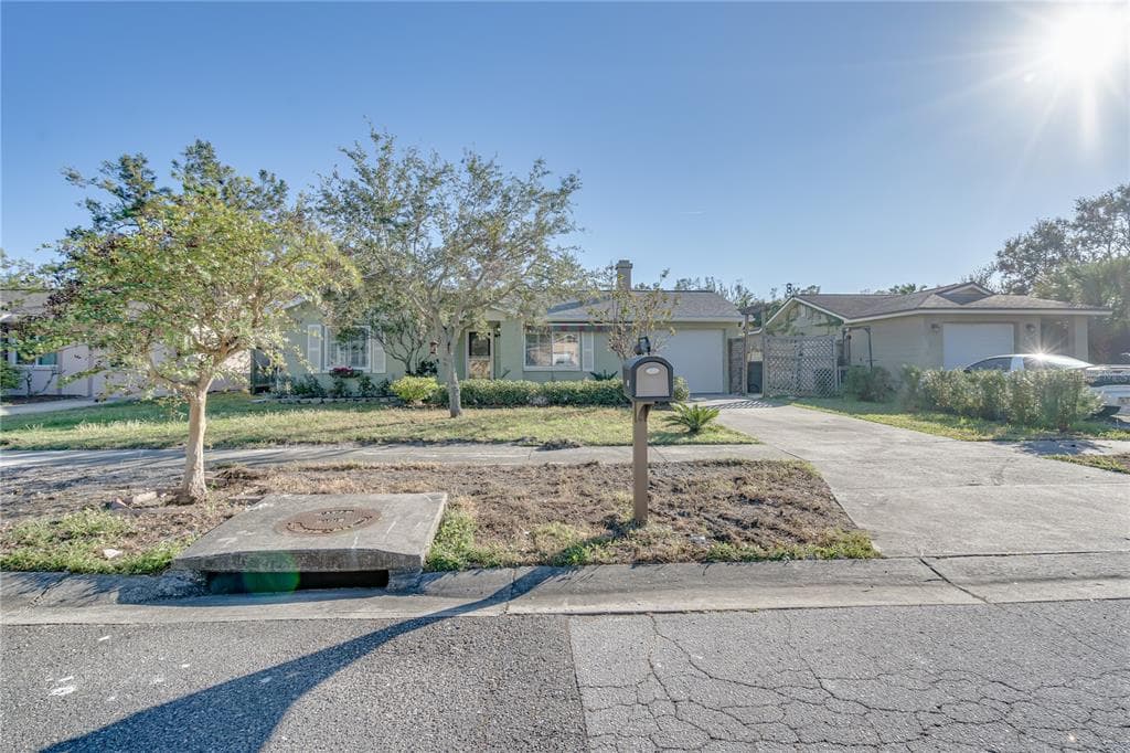9148 107TH AVENUE N SEMINOLE, FL 33777