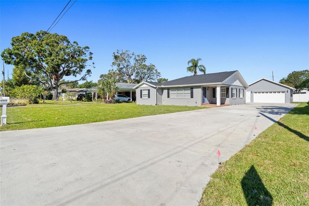 3005 W GRAY STREET TAMPA, FL 33609