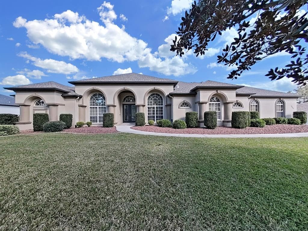 11213 WARM WIND WAY WEEKI WACHEE, FL 34613