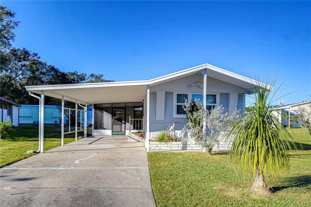 39401 SYCAMORE LANE ZEPHYRHILLS, FL 33542