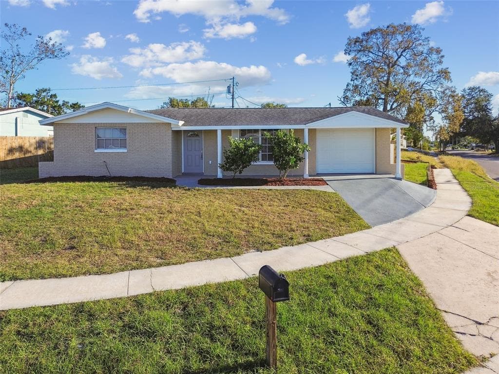 1424 BASSWOOD DR HOLIDAY, FL 34690