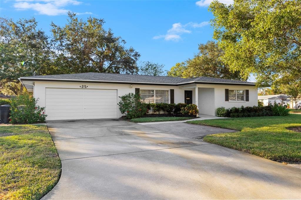 806 BROOKSIDE DRIVE CLEARWATER, FL 33764