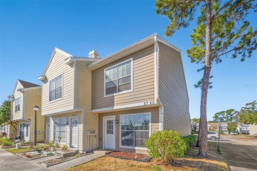 6740 121ST AVENUE UNIT 6 LARGO, FL 33773
