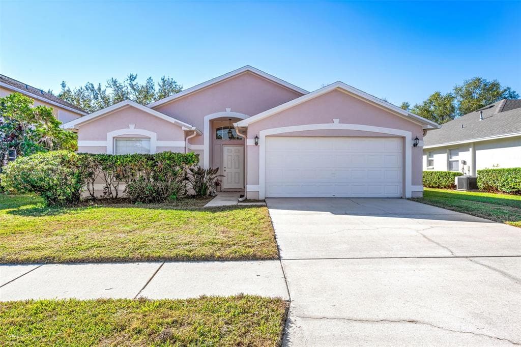 1016 STANDING REED PLACE WESLEY CHAPEL, FL 33543
