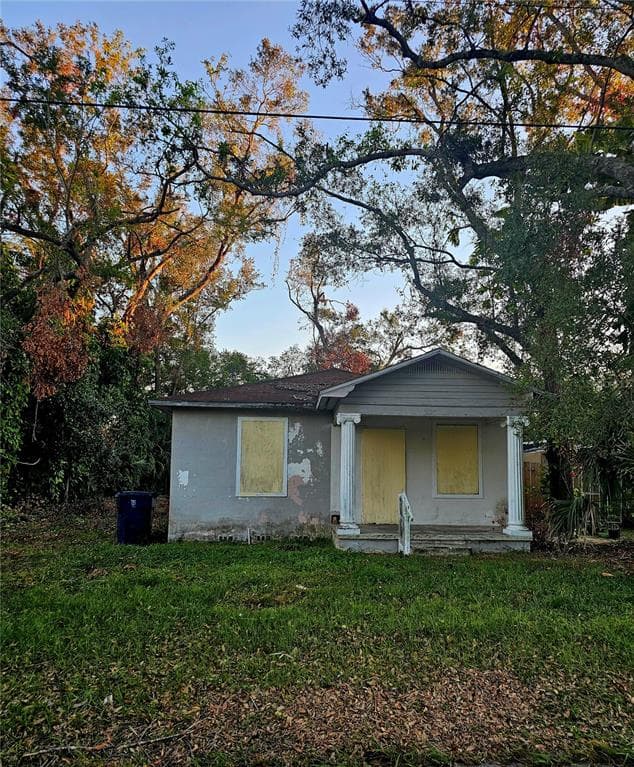 1920 W SAINT JOHN STREET TAMPA, FL 33607