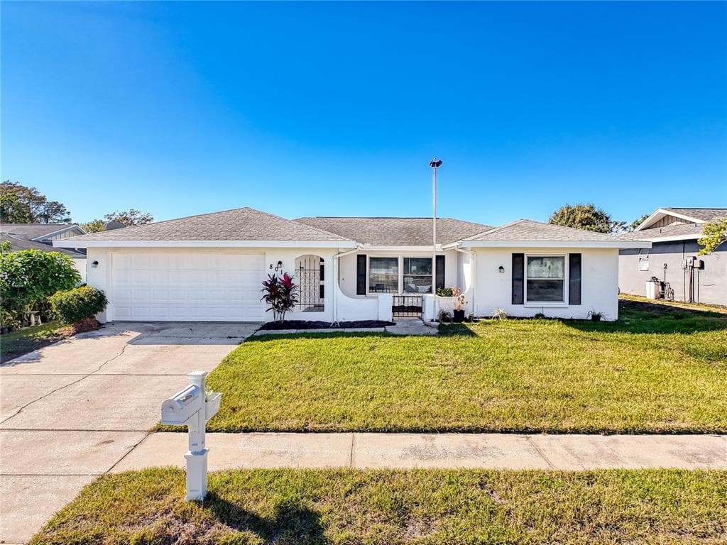 8015 IDLEBRIAR LANE PORT RICHEY, FL 34668