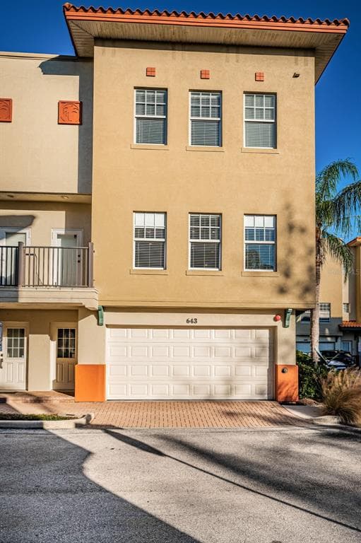 643 BLUE TAVERNA LANE CLEARWATER, FL 33756