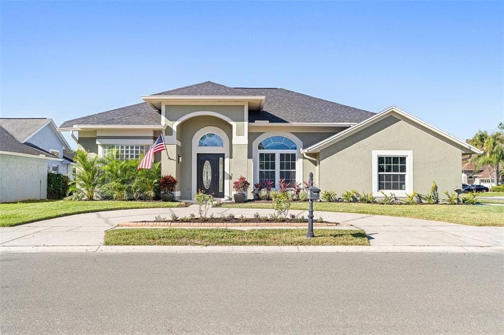 3930 YELLOW FINCH LANE LUTZ, FL 33558