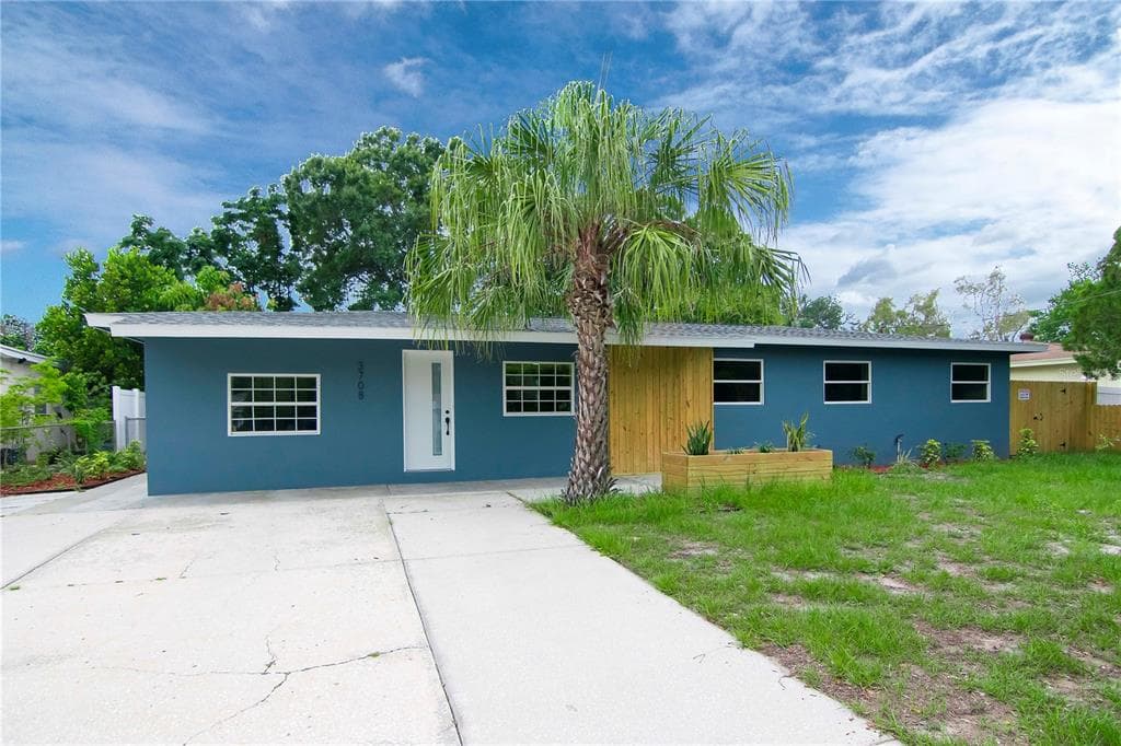 3708 W TYSON AVENUE TAMPA, FL 33611