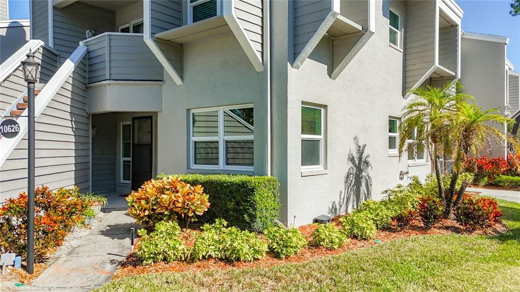 10626 LONGWOOD DRIVE UNIT 103 SEMINOLE, FL 33777