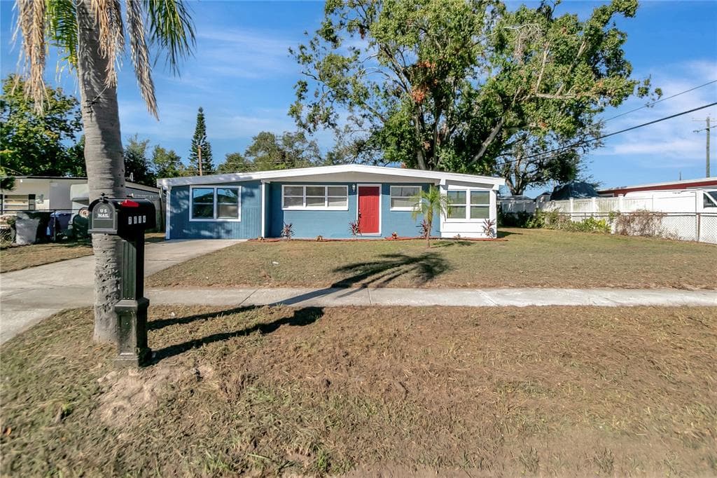 7614 REINDEER ROAD TAMPA, FL 33619