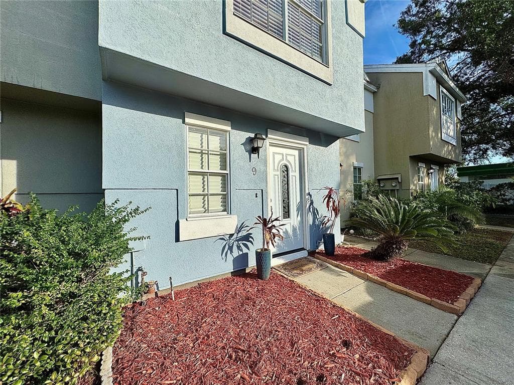 6600 121ST AVENUE UNIT 9 LARGO, FL 33773