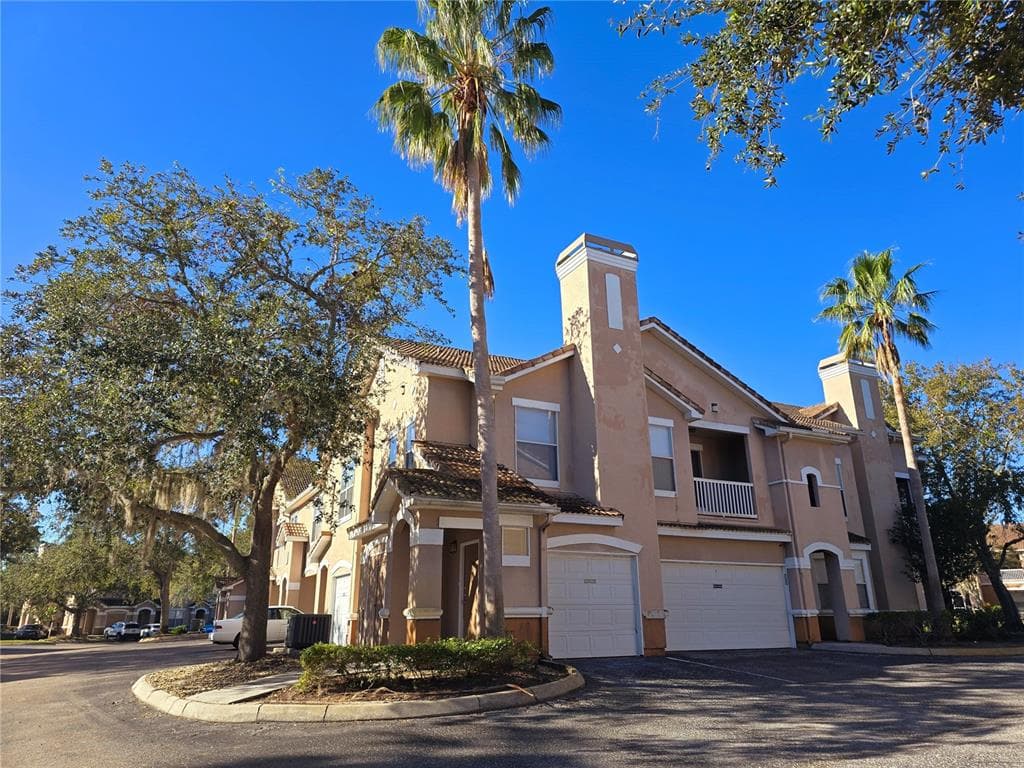 10426 VILLA VIEW CIRCLE UNIT 10426 TAMPA, FL 33647