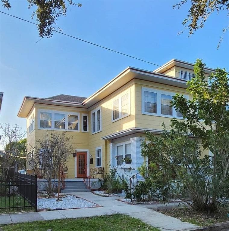 628 5TH STREET N ST PETERSBURG, FL 33701
