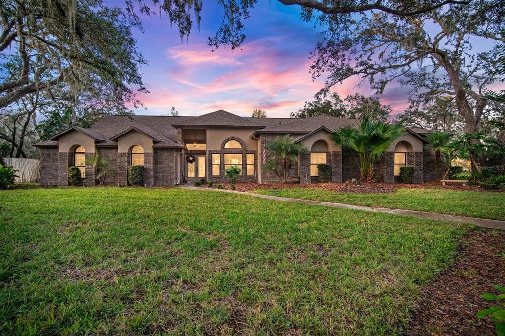 11201 KERRY HILLS COURT RIVERVIEW, FL 33569