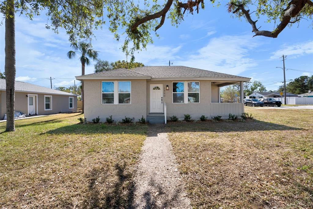 2490 16TH AVENUE S ST PETERSBURG, FL 33712