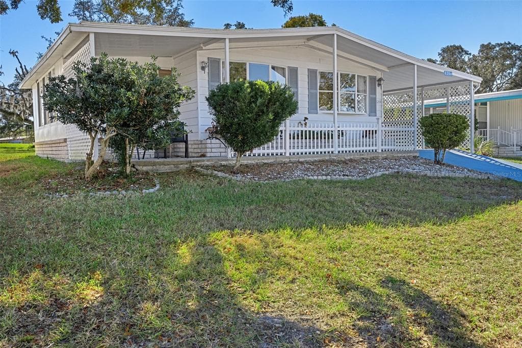 8294 HIGHPOINT BOULEVARD BROOKSVILLE, FL 34613