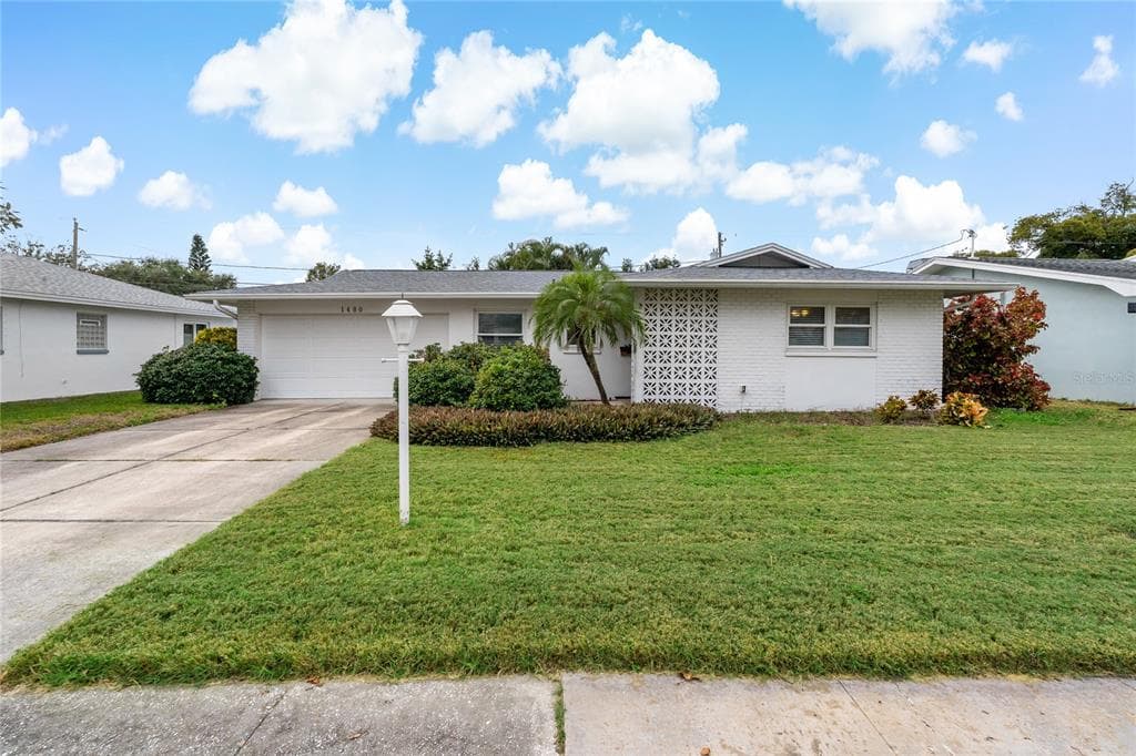1480 SANTA MONICA DRIVE DUNEDIN, FL 34698