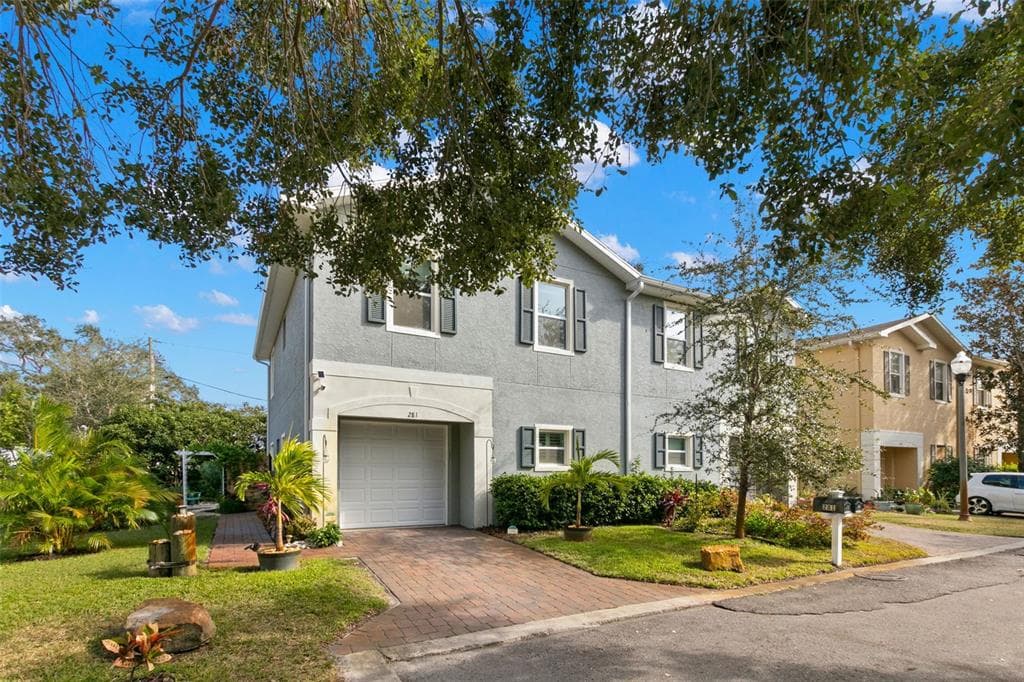 281 ASHLEY COURT DUNEDIN, FL 34698