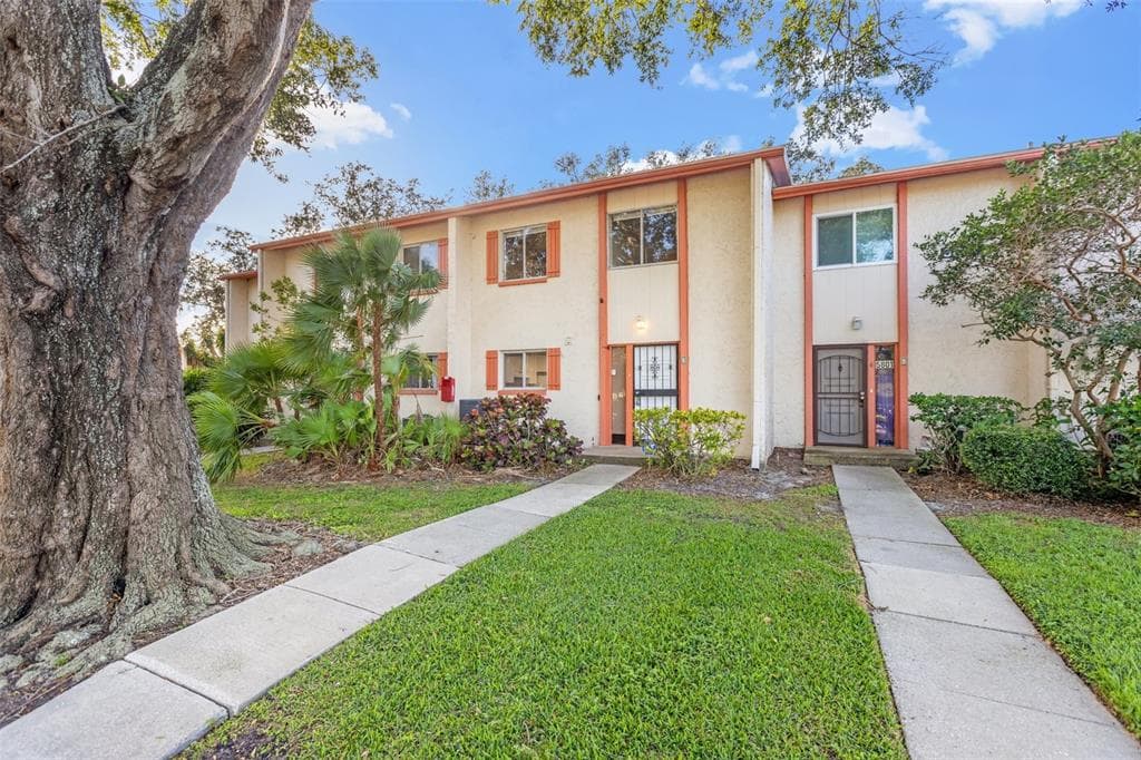 5801 16TH STREET S UNIT 3 ST PETERSBURG, FL 33705