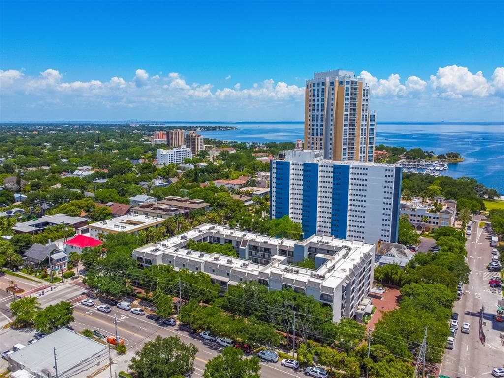 105 4TH AVENUE NE UNIT 629