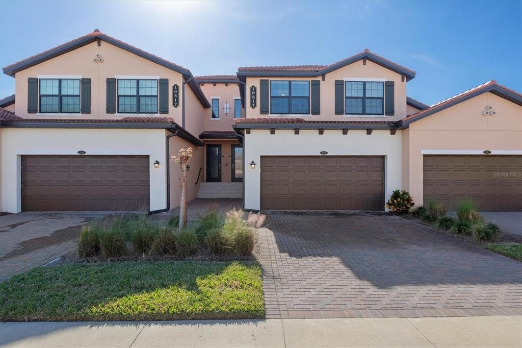 10817 TARFLOWER DRIVE UNIT 202 VENICE, FL 34293