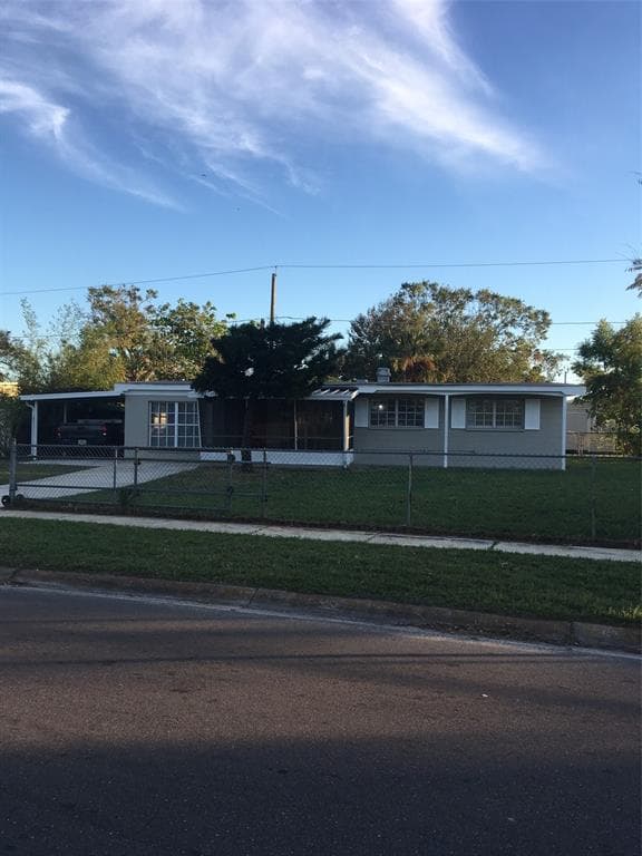 7805 RIDEIN ROAD TAMPA, FL 33619