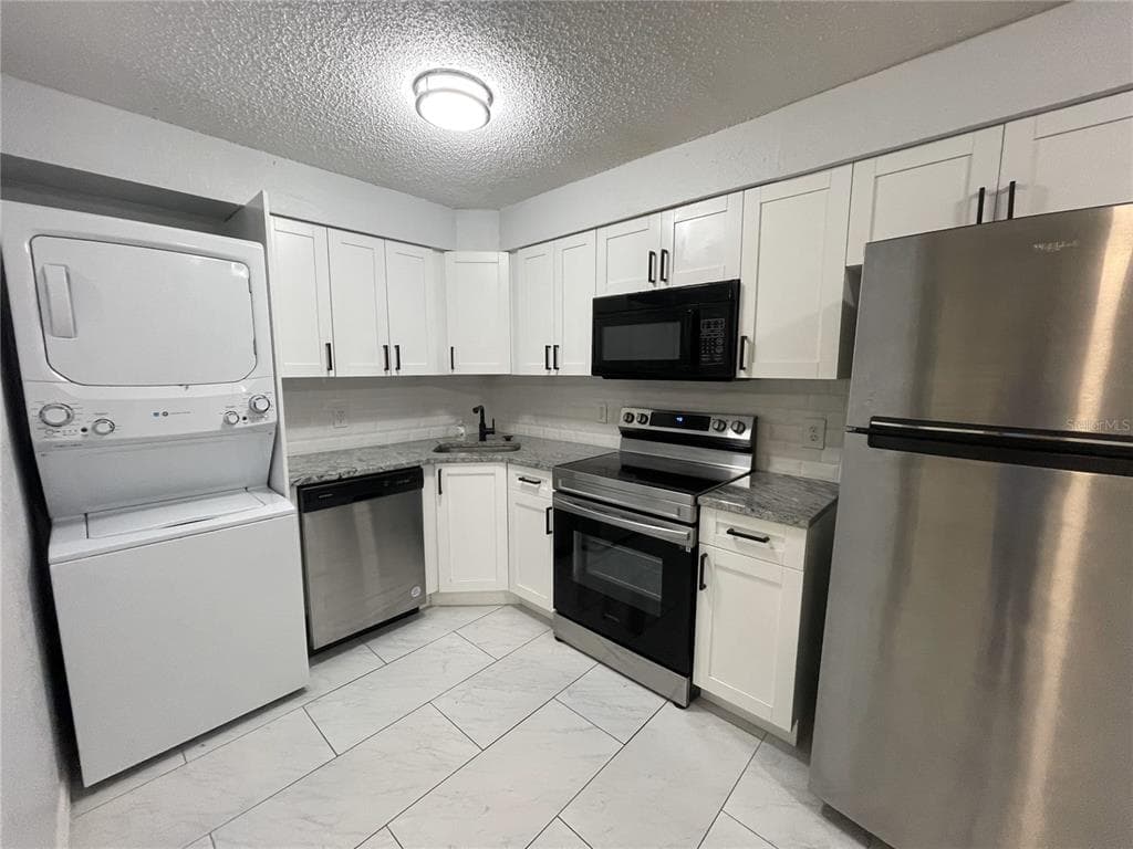 3712 W CASS STREET UNIT 24 TAMPA, FL 33609