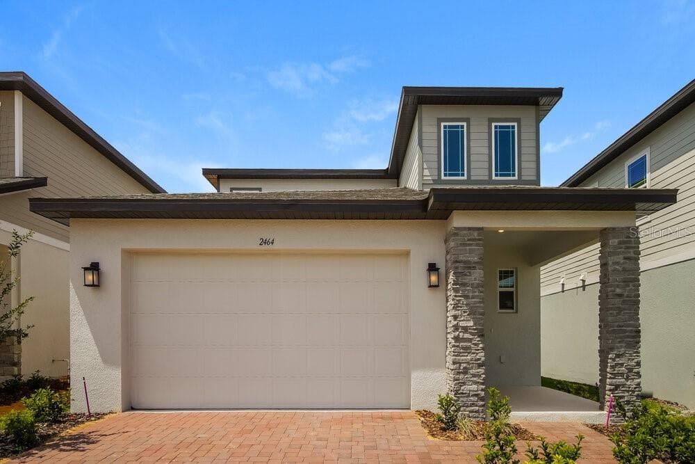2464 GOLD DUST DRIVE CLERMONT, FL 34715