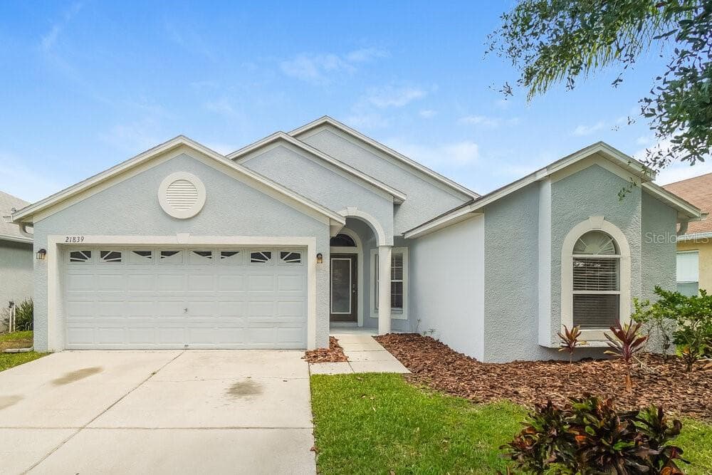 21839 WAVERLY SHORES LANE LAND O LAKES, FL 34637