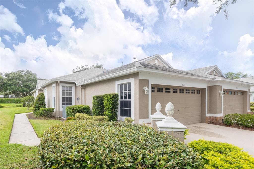 5733 HERONPARK PLACE LITHIA, FL 33547