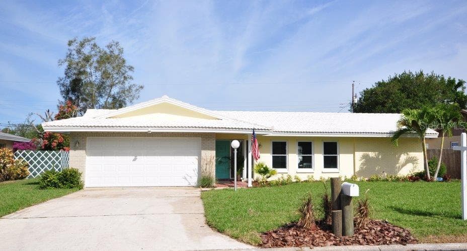 13953 MONTEGO DRIVE SEMINOLE, FL 33776