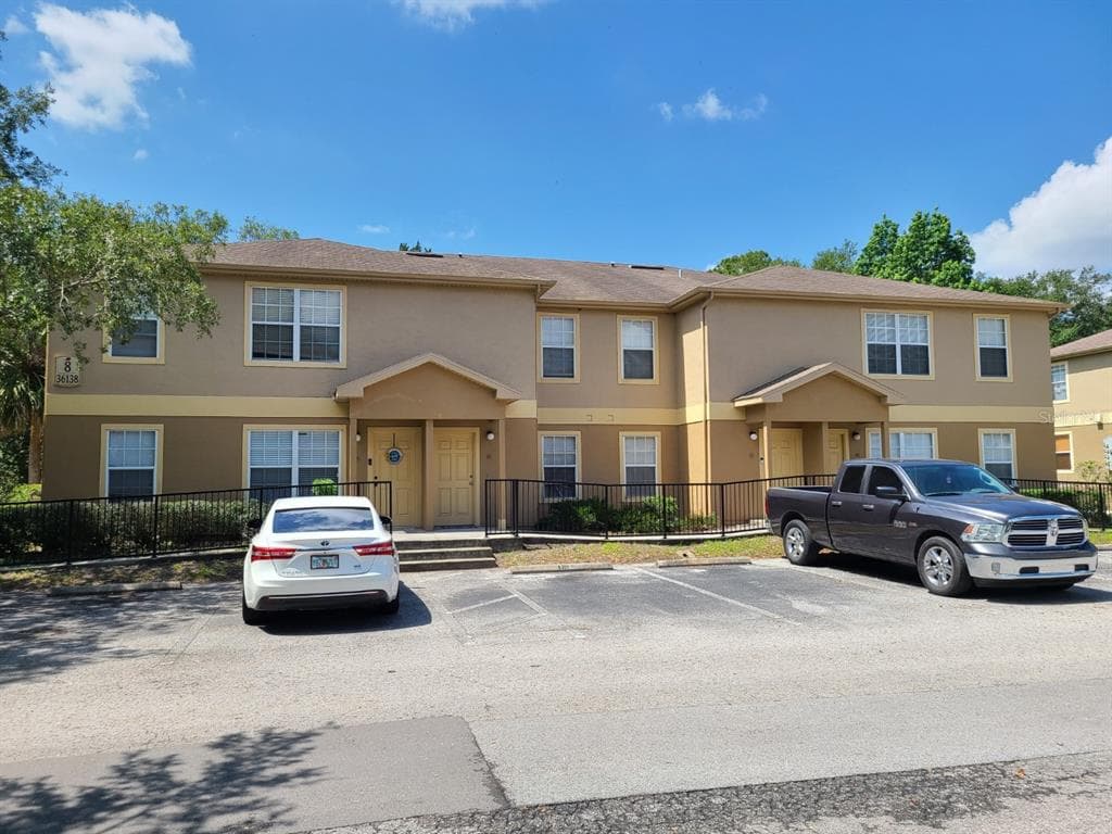 36138 LAKE CHASE BOULEVARD UNIT 203 ZEPHYRHILLS, FL 33541