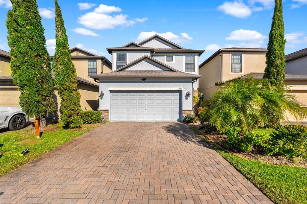 2729 GARDEN FALLS DRIVE BRANDON, FL 33511