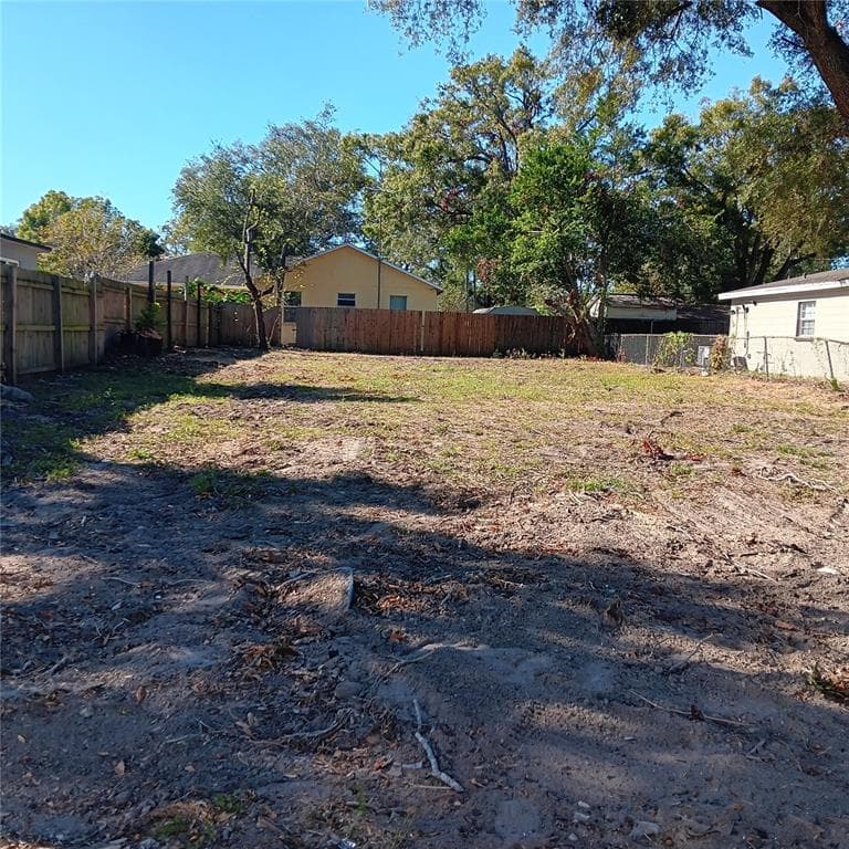 8418 N ELMER STREET TAMPA, FL 33604