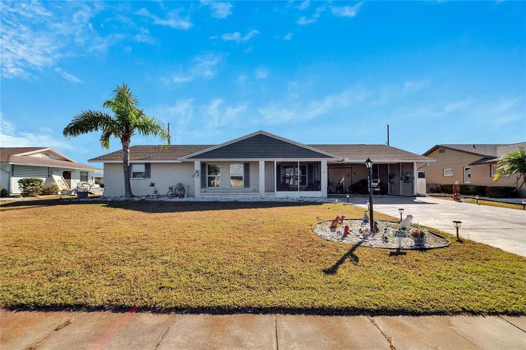 1510 ARROWHEAD DRIVE SUN CITY CENTER, FL 33573