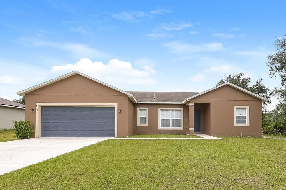 718 MARTIN LANE KISSIMMEE, FL 34759