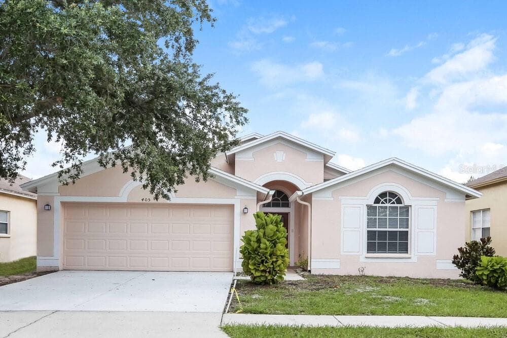 405 9TH STREET NE RUSKIN, FL 33570