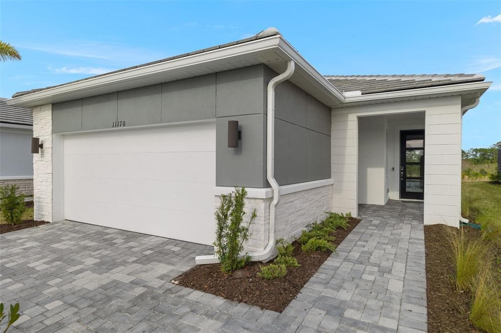 11170 LIVEWELL COURT VENICE, FL 34293