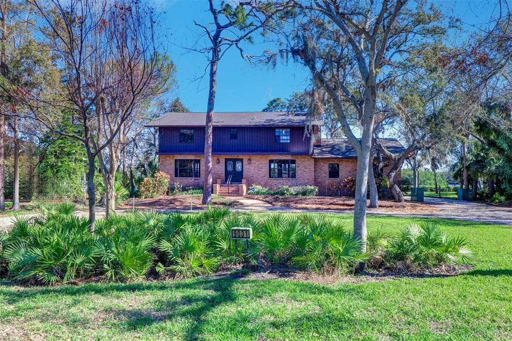 9031 BAYWOOD PARK DRIVE SEMINOLE, FL 33777