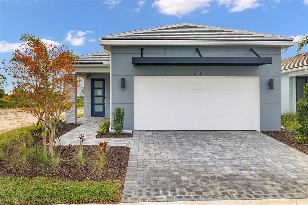 11211 LIVEWELL COURT VENICE, FL 34293