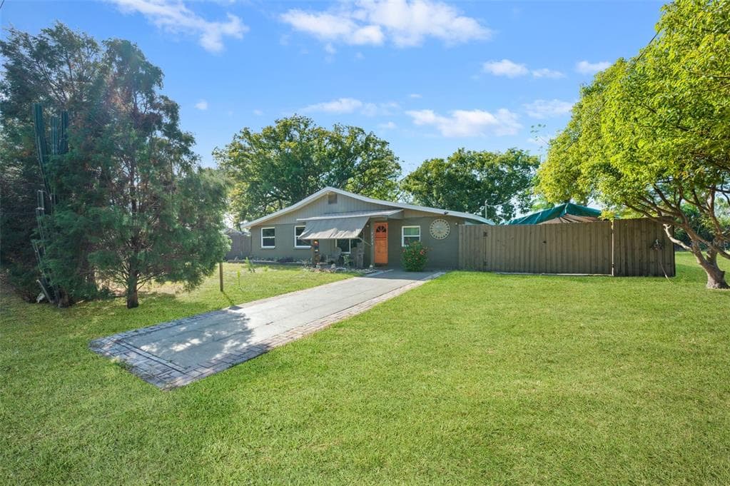 9220 N 29TH STREET TAMPA, FL 33612