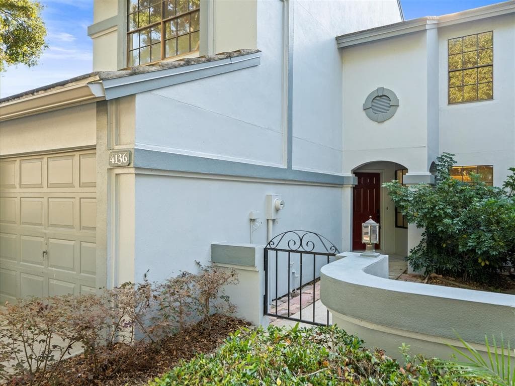 4136 BRENTWOOD PARK CIRCLE TAMPA, FL 33624