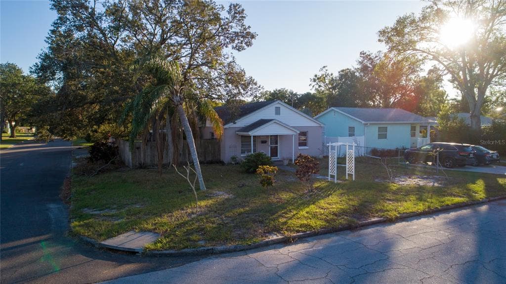 4700 18TH AVENUE N ST PETERSBURG, FL 33713